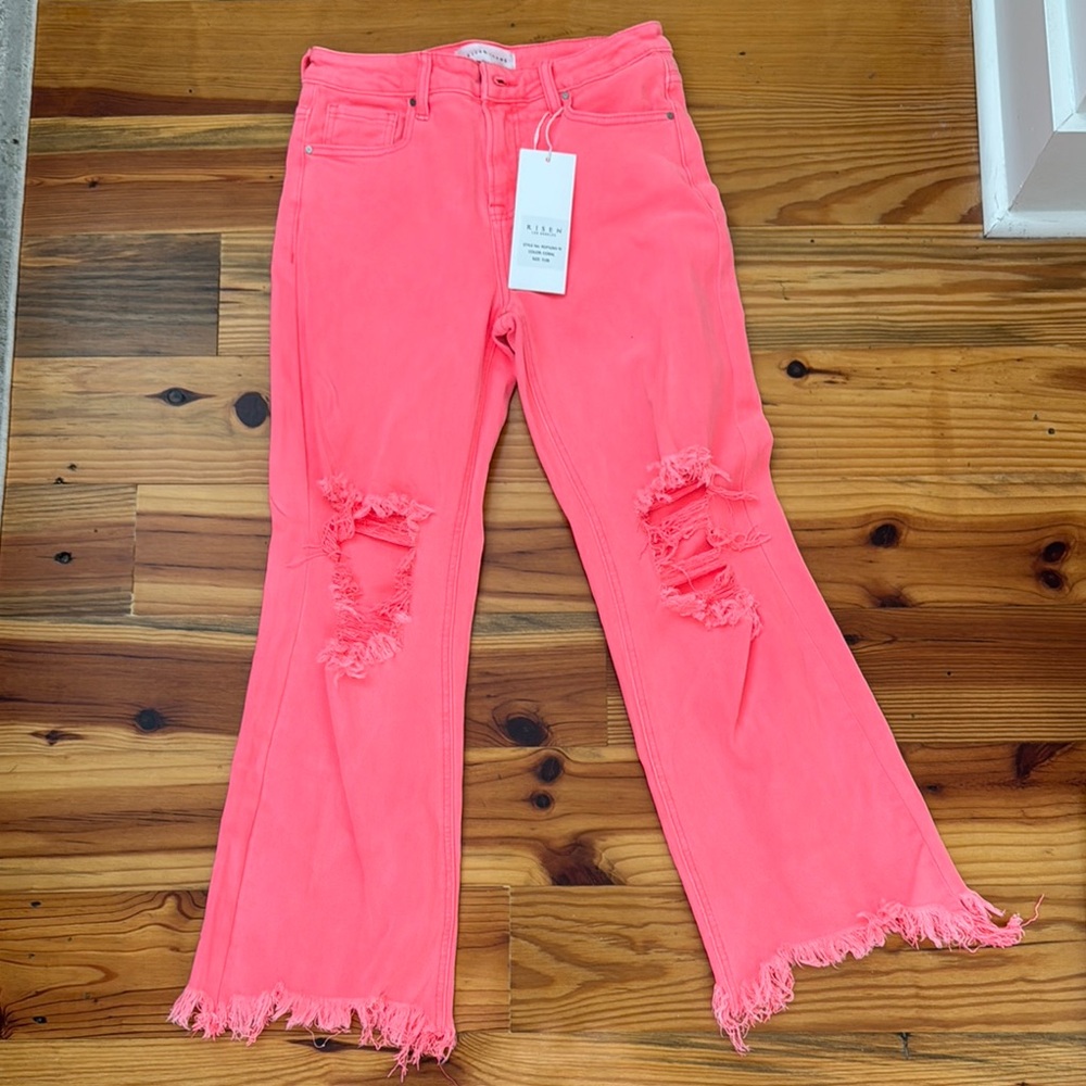 Women's Risen Coral Distressed Jeans